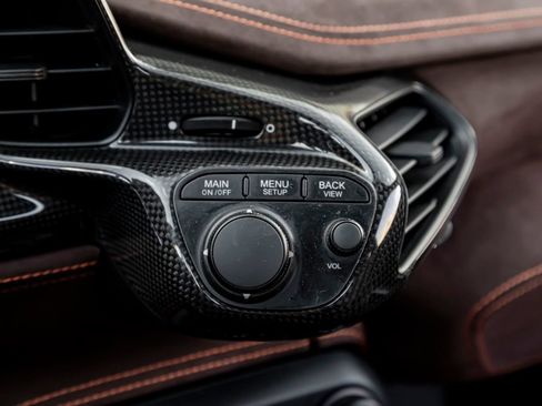 Used 2015 Ferrari 458 Speciale Coupe RWD image 25