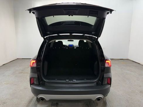 Used 2022 Ford Escape SE w/ Convenience Package image 9