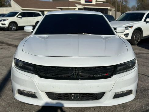 Used 2015 Dodge Charger SXT w/ Premium Group image 3