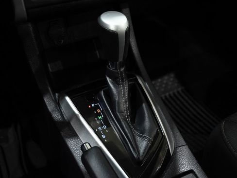 Used 2018 Toyota Corolla L image 25