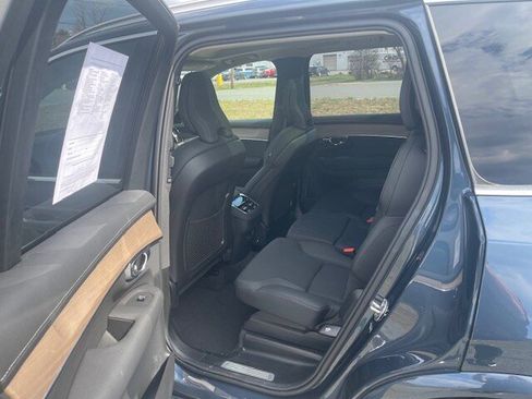 Used 2025 Volvo XC90 B6 Plus AWD/4WD image 8