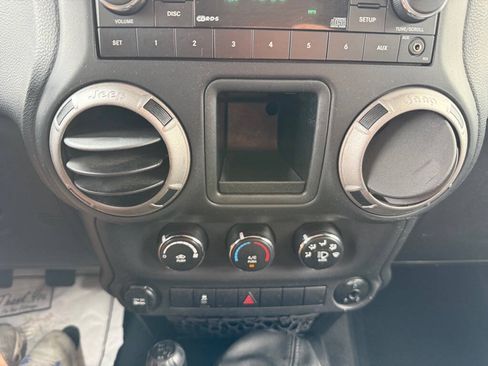 Used 2012 Jeep Wrangler Sport AWD/4WD image 23