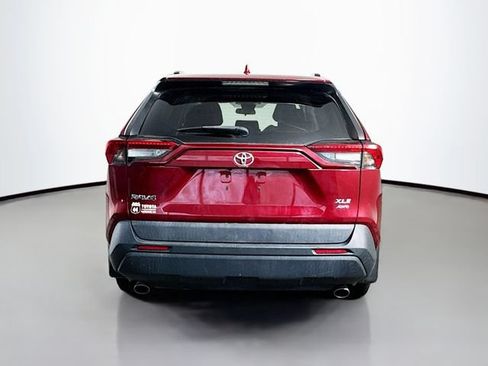 Used 2020 Toyota RAV4 XLE w/ Convenience Package AWD/4WD image 5