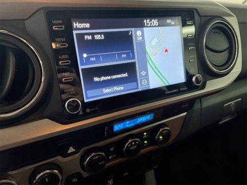 Used 2023 Toyota Tacoma Trail Edition w/ Trail Edition image 14
