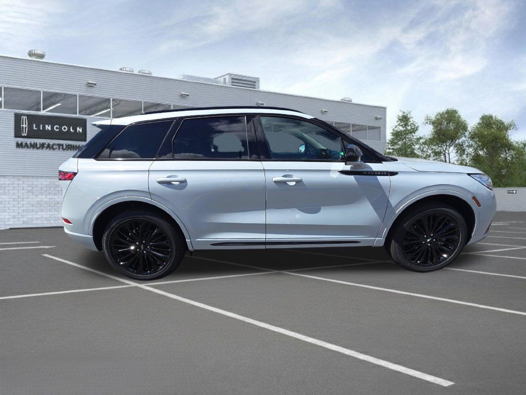 New 2025 Lincoln Corsair Grand Touring w/ Jet Appearance Package AWD/4WD image 6