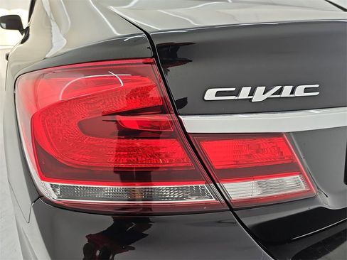 Used 2015 Honda Civic LX image 37