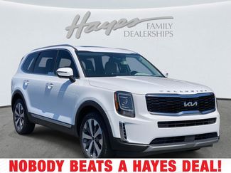 Used 2022 Kia Telluride S image 1