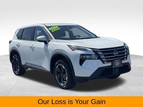 Certified 2024 Nissan Rogue SV AWD/4WD image 3