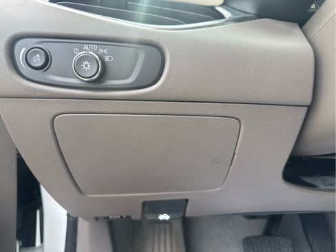 Used 2024 Chevrolet Malibu LT FWD image 25