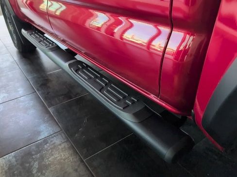 Used 2023 Toyota Tacoma TRD Off-Road image 6