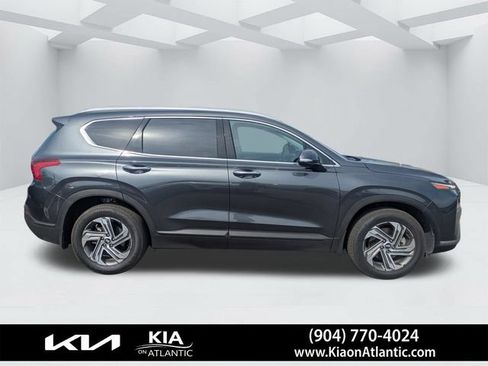 Used 2023 Hyundai Santa Fe SEL FWD image 2