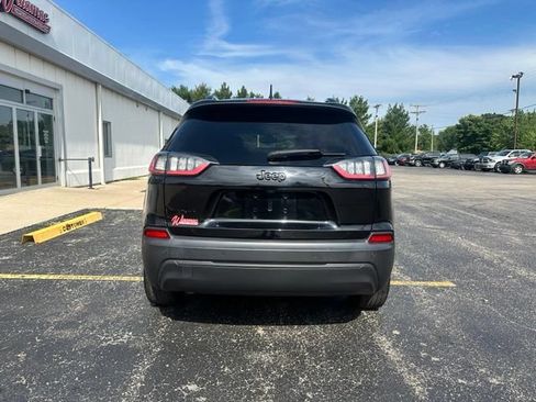 Used 2020 Jeep Cherokee Latitude Plus AWD/4WD image 9
