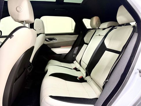 Used 2018 Land Rover Range Rover Velar S AWD/4WD image 18
