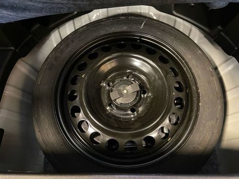 Used 2020 GMC Terrain SLE w/ Driver Convenience Package image 26