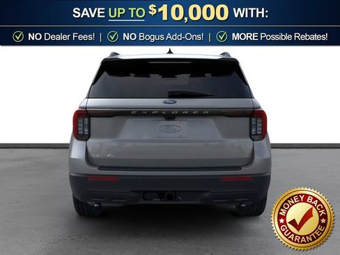 New 2026 Ford Explorer Active RWD image 7