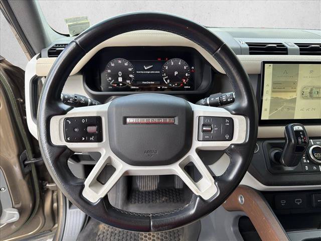 Used 2023 Land Rover Defender 130 SE AWD/4WD image 15