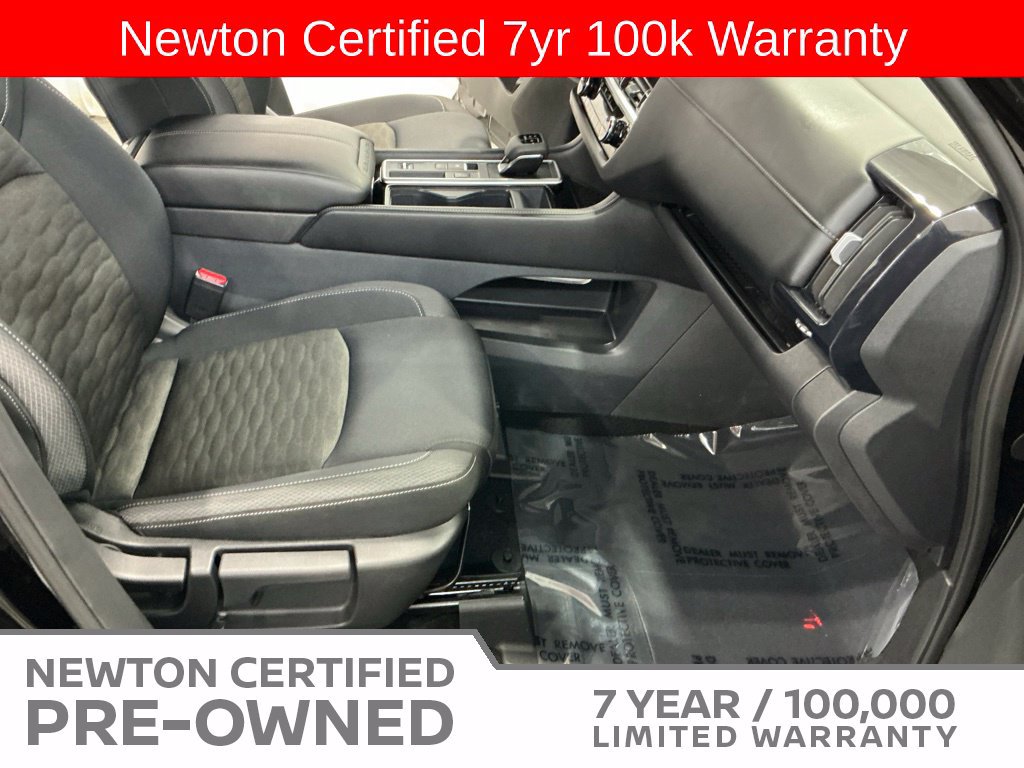Used 2025 Nissan Pathfinder SV FWD image 14