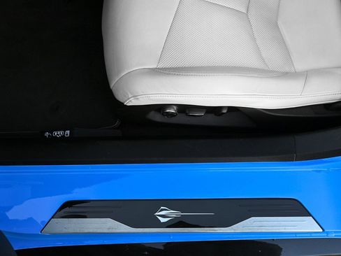 Used 2021 Chevrolet Corvette Stingray Preferred Cpe w/ Engine Appearance Package image 37