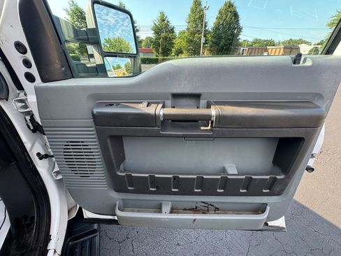 Used 2013 Ford F450 XL w/ PWR Equipment Group image 24