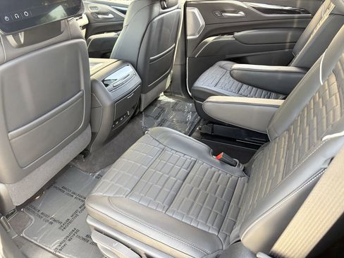 Certified 2024 Cadillac Escalade V AWD/4WD image 17