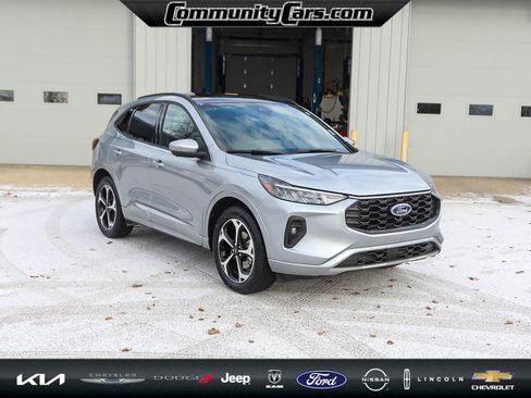 Used 2023 Ford Escape ST-Line Select w/ Tech Pack #2 image 9