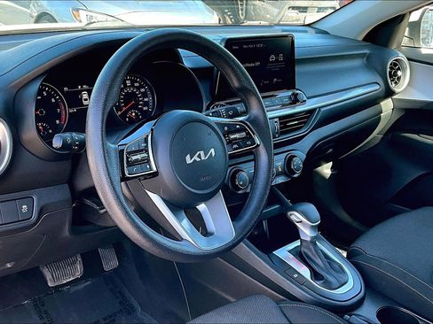 Used 2024 Kia Forte LXS image 12