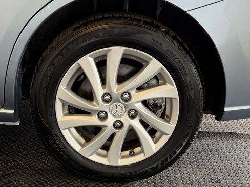 Used 2012 MAZDA MAZDA5 Sport image 11