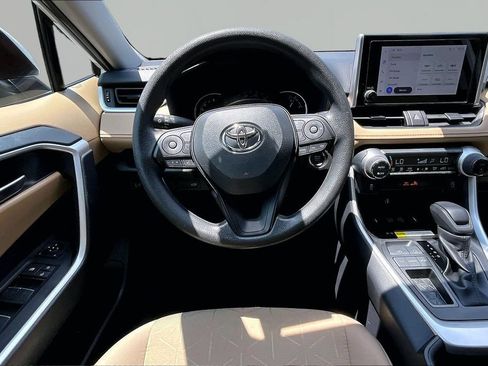 Used 2025 Toyota RAV4 XLE w/ Convenience Package FWD image 9
