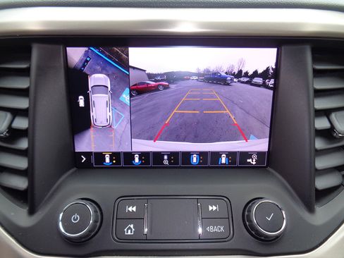 Used 2020 GMC Acadia Denali w/ Trailering Package image 18