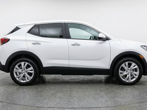 Used 2025 Buick Encore GX Preferred FWD image 11