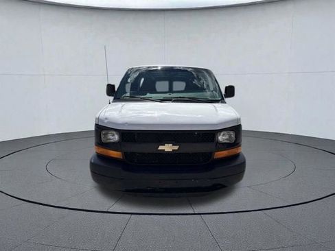 Used 2014 Chevrolet Express 2500 RWD image 11
