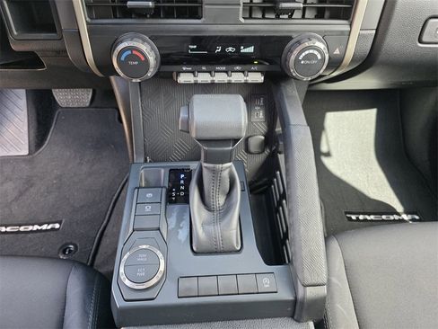 Certified 2024 Toyota Tacoma SR5 image 27