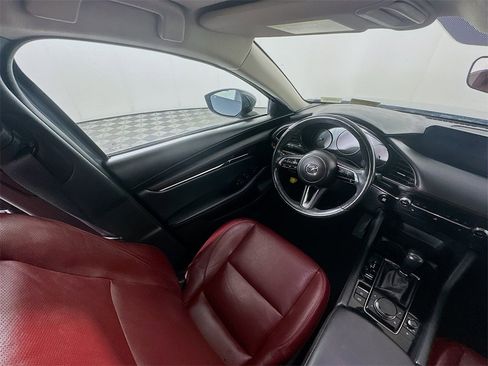 Used 2024 MAZDA MAZDA3 s image 9