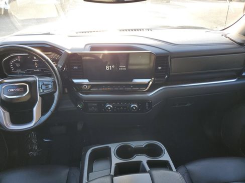 Used 2025 GMC Sierra 1500 SLT RWD image 14