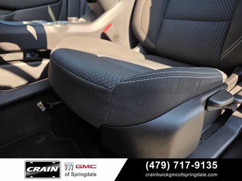 Used 2024 GMC Terrain SLE FWD image 23