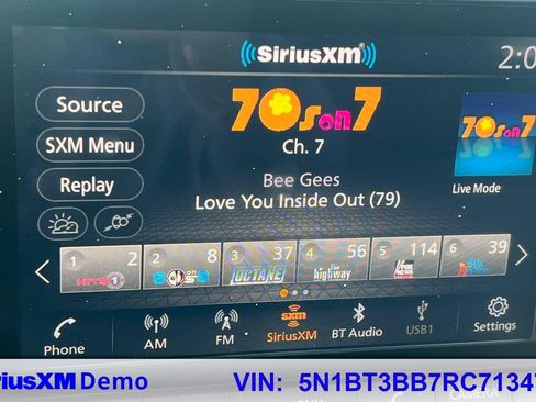 Used 2024 Nissan Rogue SV w/ SV Premium Package image 24