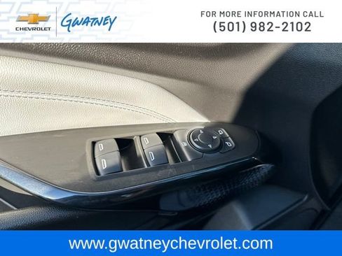 Used 2026 Chevrolet Trax LT FWD image 19