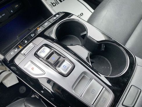 Used 2022 Hyundai Tucson Limited image 15