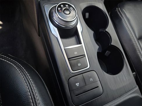 Used 2022 Ford Escape SEL image 18