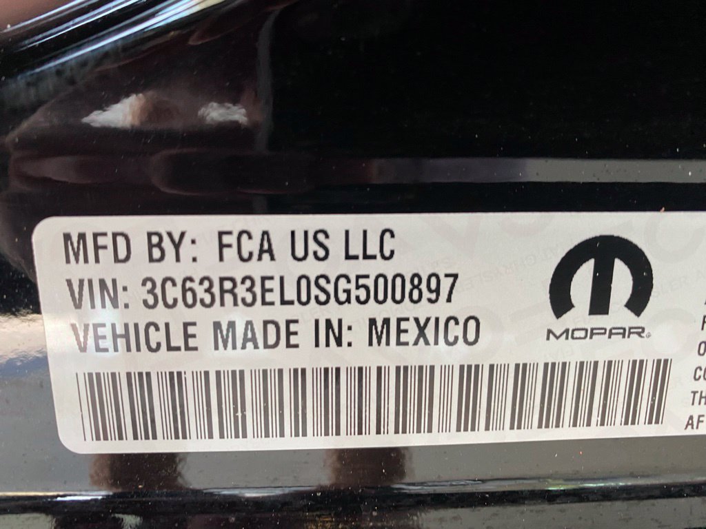 Used 2025 RAM 3500 Laramie AWD/4WD image 29