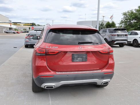 Used 2021 Mercedes-Benz GLA 250 4MATIC image 13