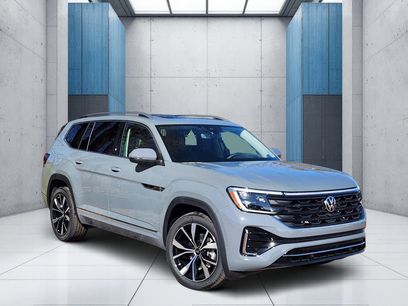 New 2026 Volkswagen Atlas SEL Premium R-Line