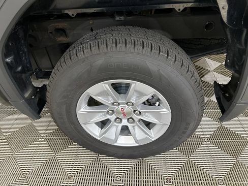Used 2024 GMC Sierra 1500 SLE AWD/4WD image 12