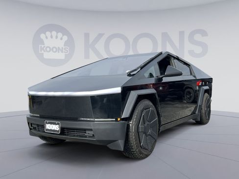 Used 2024 Tesla Cybertruck AWD Crew Cab image 1