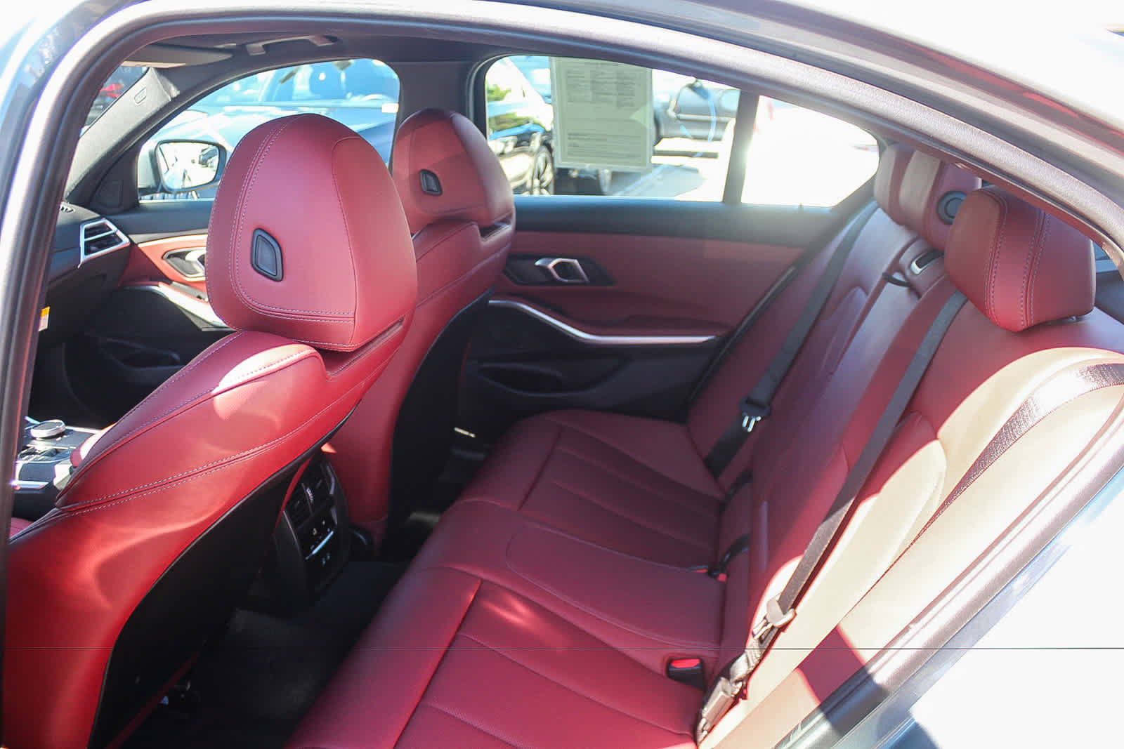 Used 2026 BMW 330i Sedan w/ Premium Package RWD image 17