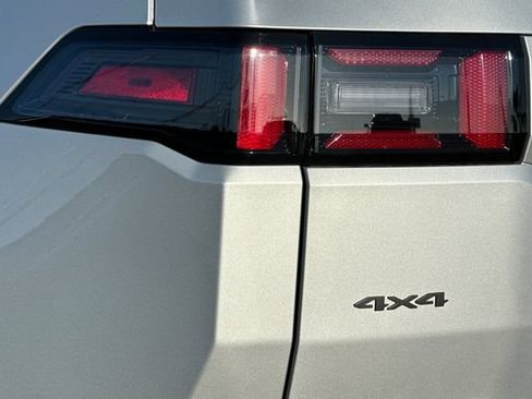 New 2026 Jeep Cherokee Laredo AWD/4WD image 25