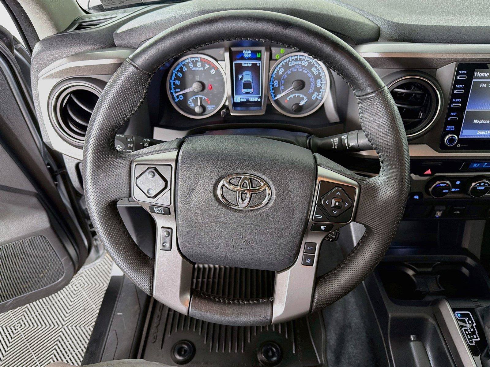 Used 2023 Toyota Tacoma SR5 AWD/4WD image 3