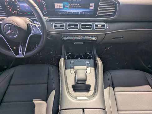 Certified 2025 Mercedes-Benz GLE 450e 4MATIC image 6