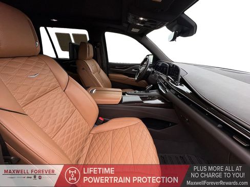 Used 2021 Cadillac Escalade Sport w/ Driver Assist Tech Package image 24