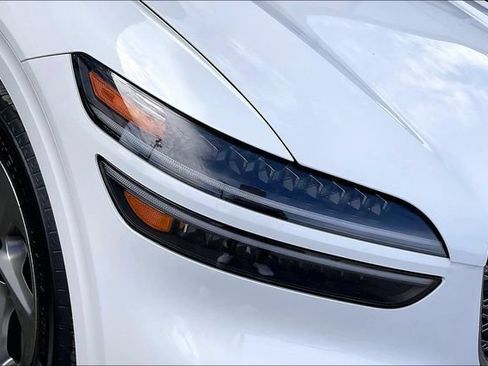 Certified 2026 Genesis GV70 2.5T AWD/4WD image 30